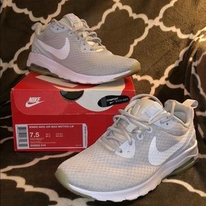 Women’s Nike Air Max Motion LW